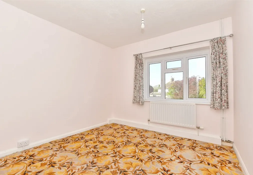 Bedroom 2 - Brattle, Woodchurch, Ashford, Kent - Wards of Kent