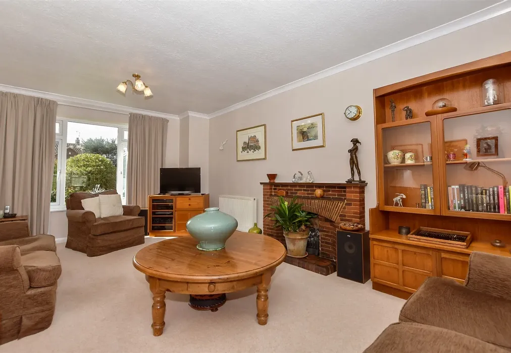 Lounge - Arran Road, Maidstone, Kent - Wards of Kent