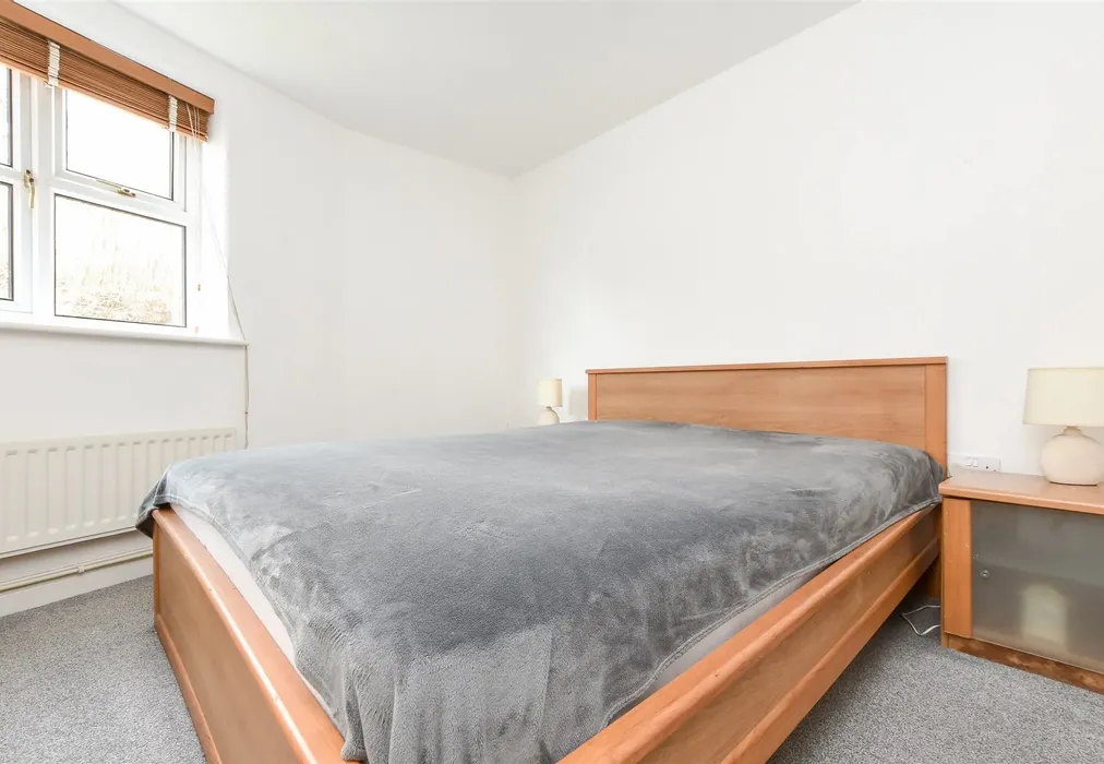 Bedroom 2 - Warwick Road, Redhill, Surrey - Wards of Kent
