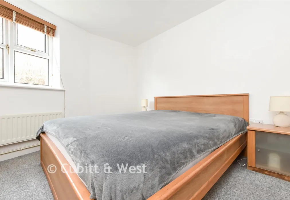 Bedroom 2 - Warwick Road, Redhill, Surrey - Wards of Kent