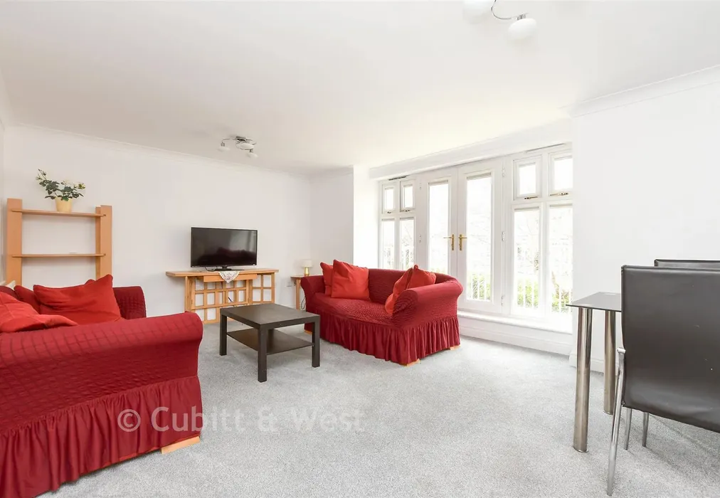 Lounge/Diner - Warwick Road, Redhill, Surrey - Wards of Kent