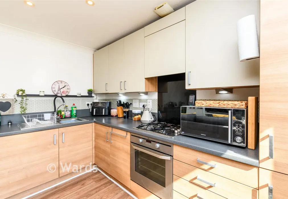 Lounge/Kitchen - Springhead Parkway, Northfleet, Gravesend, Kent - Wards of Kent