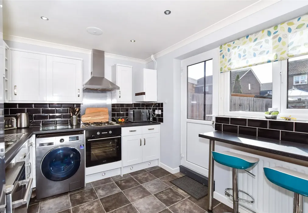 Kitchen/Breakfast Room - Lucas Road, Snodland, Kent - Wards of Kent