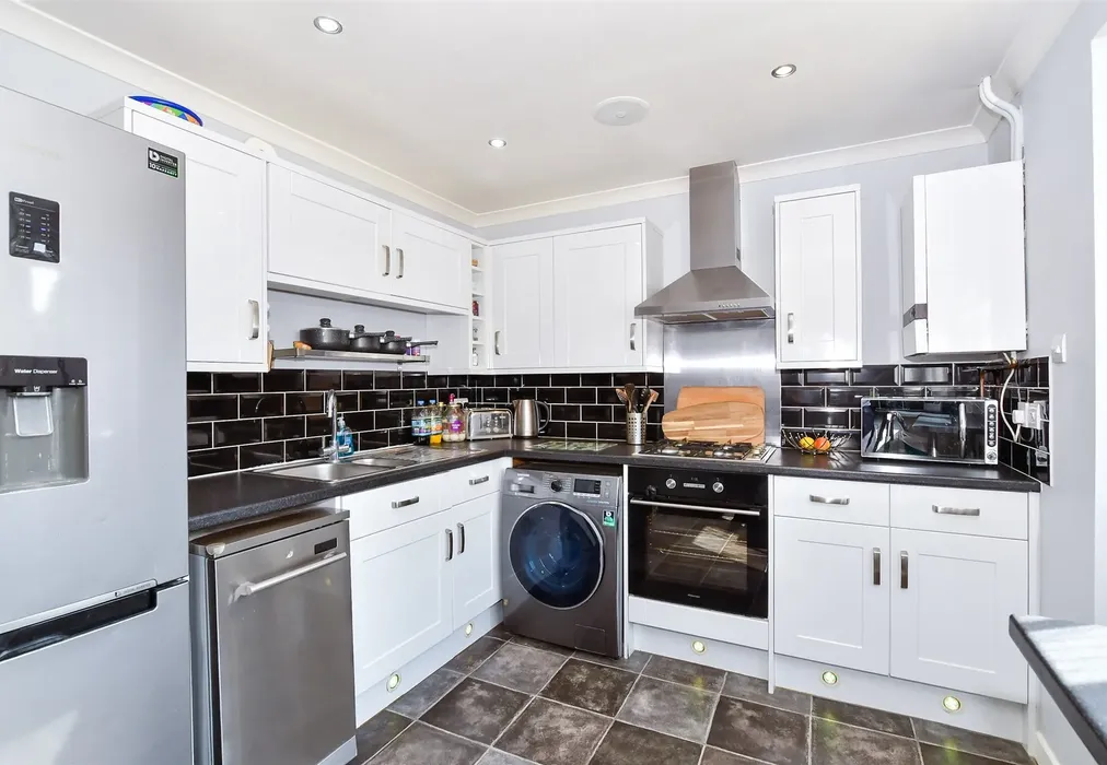 Kitchen/Breakfast Room - Lucas Road, Snodland, Kent - Wards of Kent