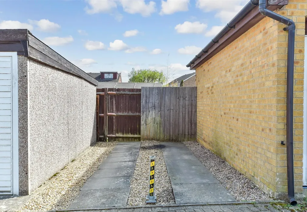 Rear Garden - Lucas Road, Snodland, Kent - Wards of Kent