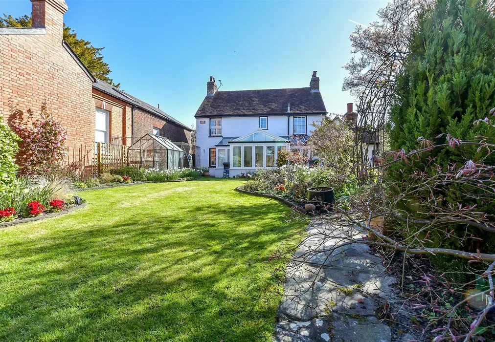House Back - The Street, Appledore, Kent - Wards of Kent