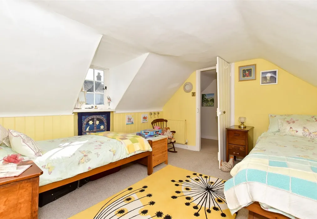 Bedroom 3 - The Street, Appledore, Kent - Wards of Kent