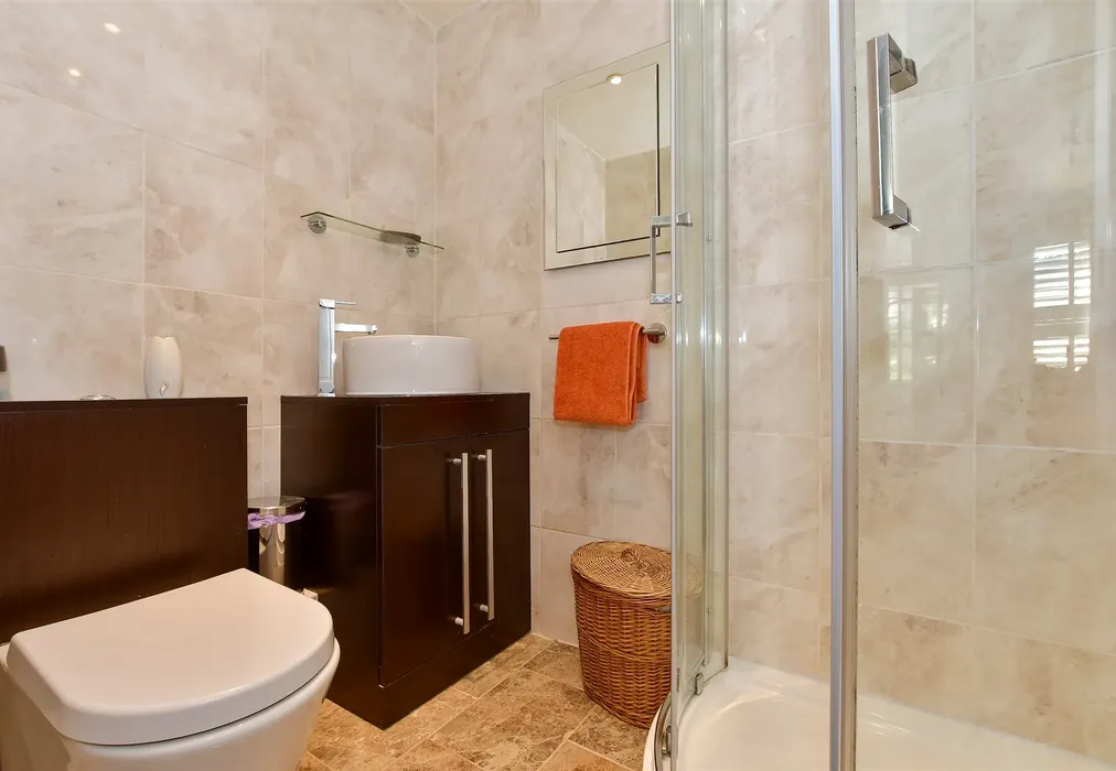 En-Suite Shower Room - The Street, Appledore, Kent - Wards of Kent