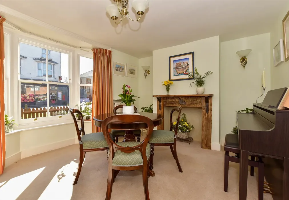 Dining Room - The Street, Appledore, Kent - Wards of Kent