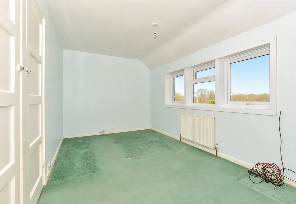 Bedroom 2 - Lloyds Green, Wittersham, Tenterden, Kent - Wards of Kent