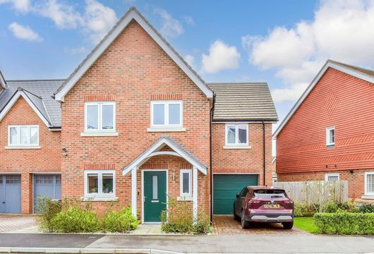 Seymour Drive, Marden, Marden, Kent - Wards of Kent