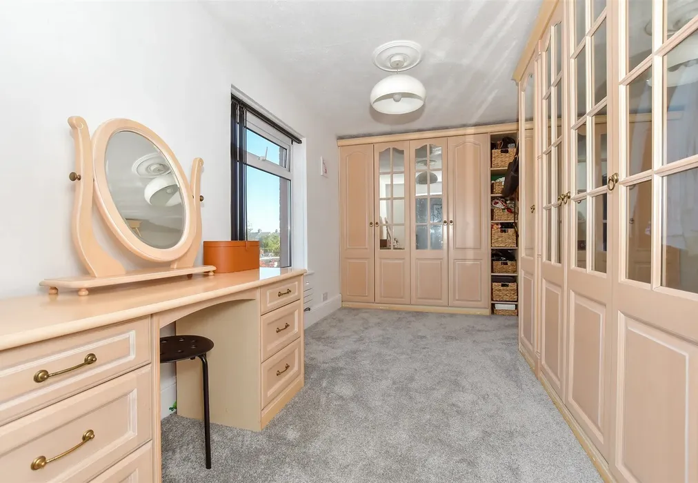 Dressing Area - Telegraph Road, Deal, Kent - Wards of Kent