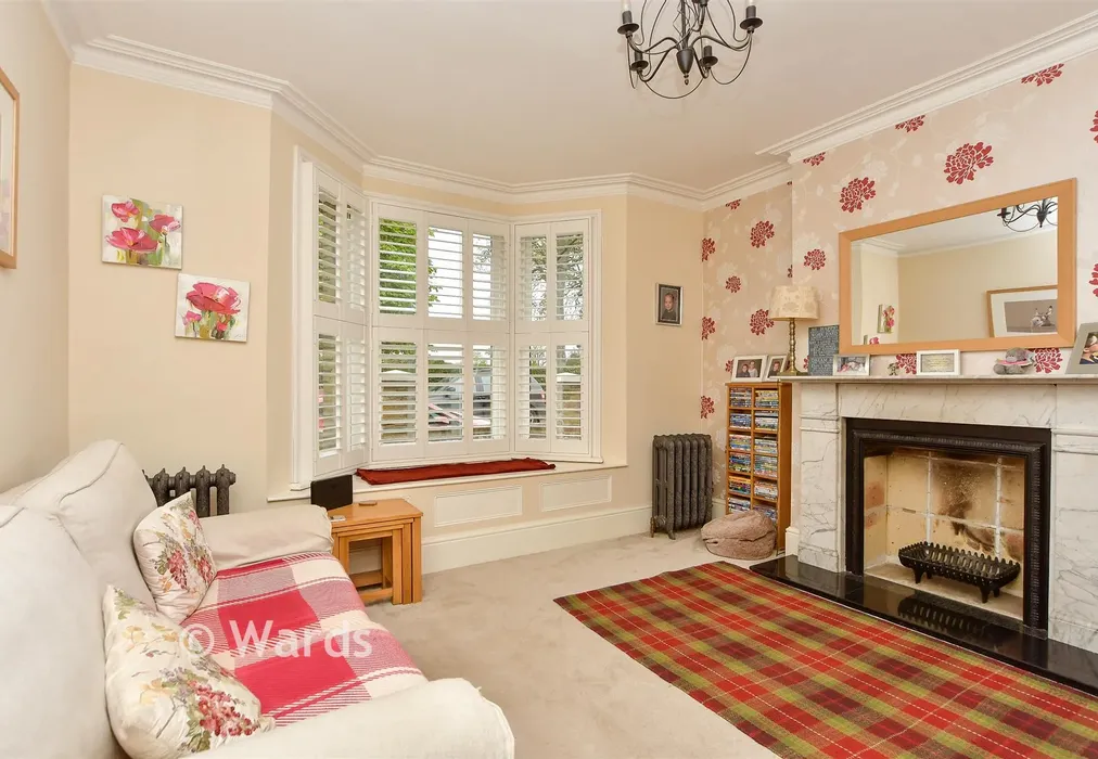 Lounge - Albany Road, Sittingbourne, Kent - Wards of Kent