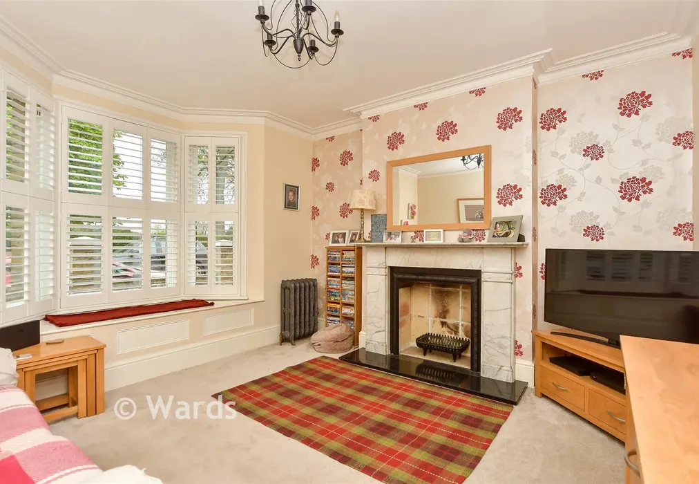 Lounge - Albany Road, Sittingbourne, Kent - Wards of Kent