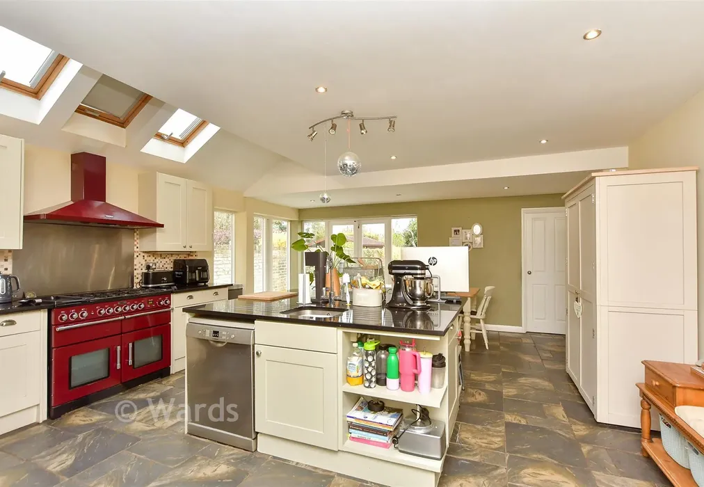 Kitchen/Diner - Albany Road, Sittingbourne, Kent - Wards of Kent