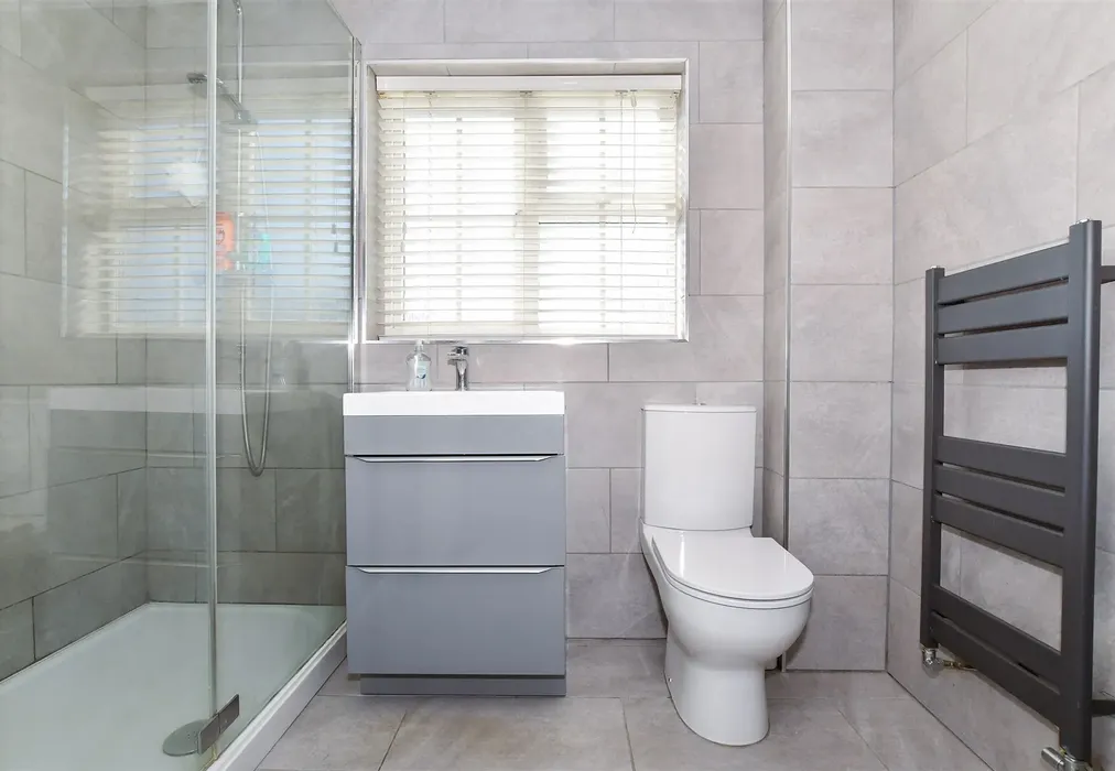 Shower Room - Firmin Avenue, Boughton Monchelsea, Maidstone, Kent - Wards of Kent