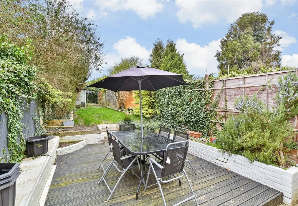 Rear Garden - Holborough Road, Snodland, Kent - Wards of Kent