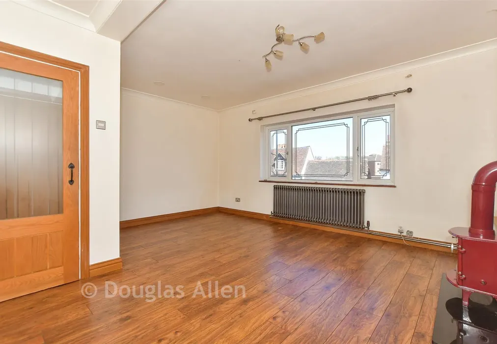 Lounge/Diner - High Street, Hornchurch, Essex - Wards of Kent