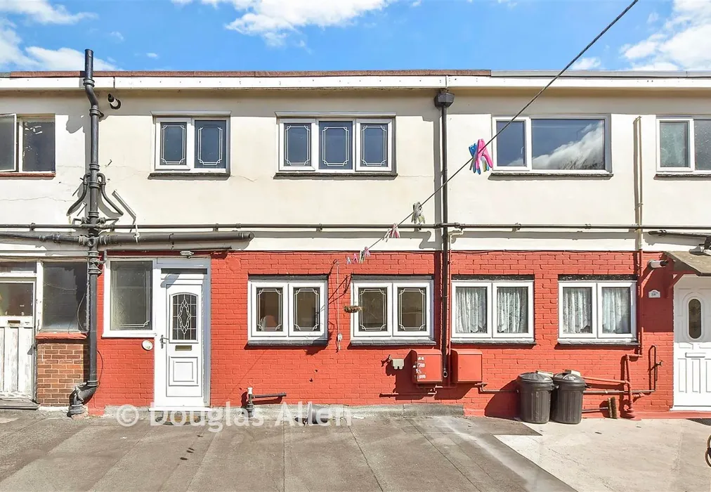 External Web - High Street, Hornchurch, Essex - Wards of Kent