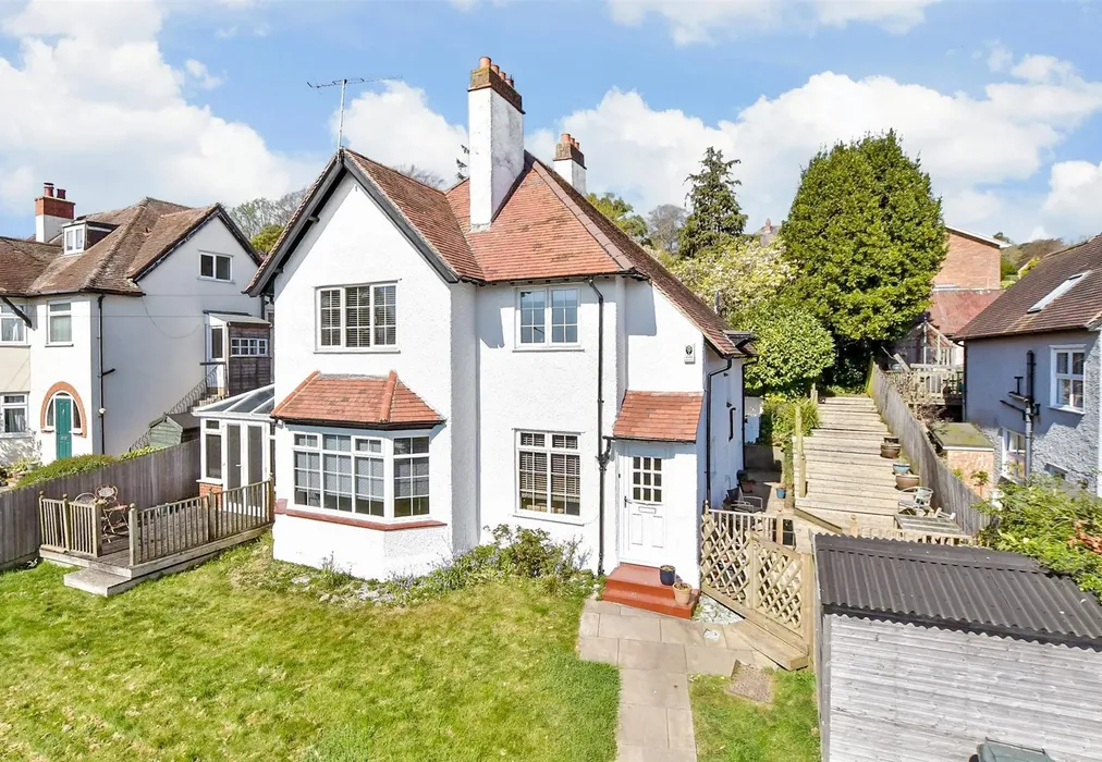 External (Brochure) - London Road, Hythe, Kent - Wards of Kent