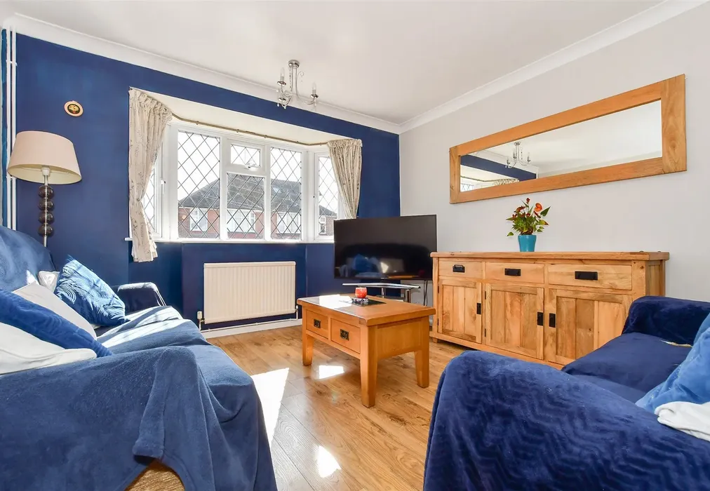 Lounge - Bradstow Way, Broadstairs, Kent - Wards of Kent