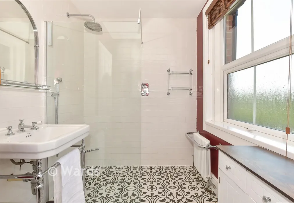 Shower Room - Teynham Road, Whitstable, Kent - Wards of Kent