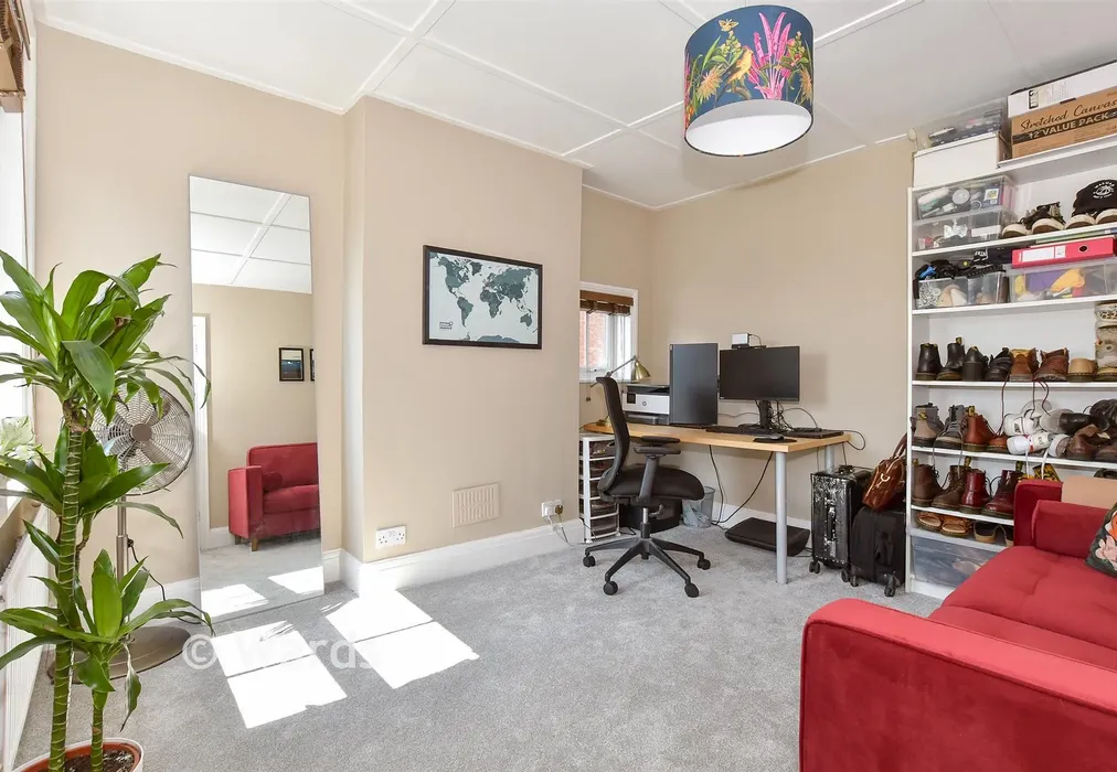 Bedroom 2 - Teynham Road, Whitstable, Kent - Wards of Kent