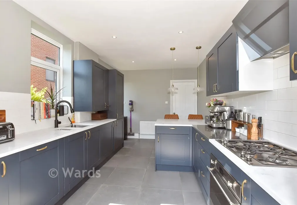 Kitchen - Teynham Road, Whitstable, Kent - Wards of Kent
