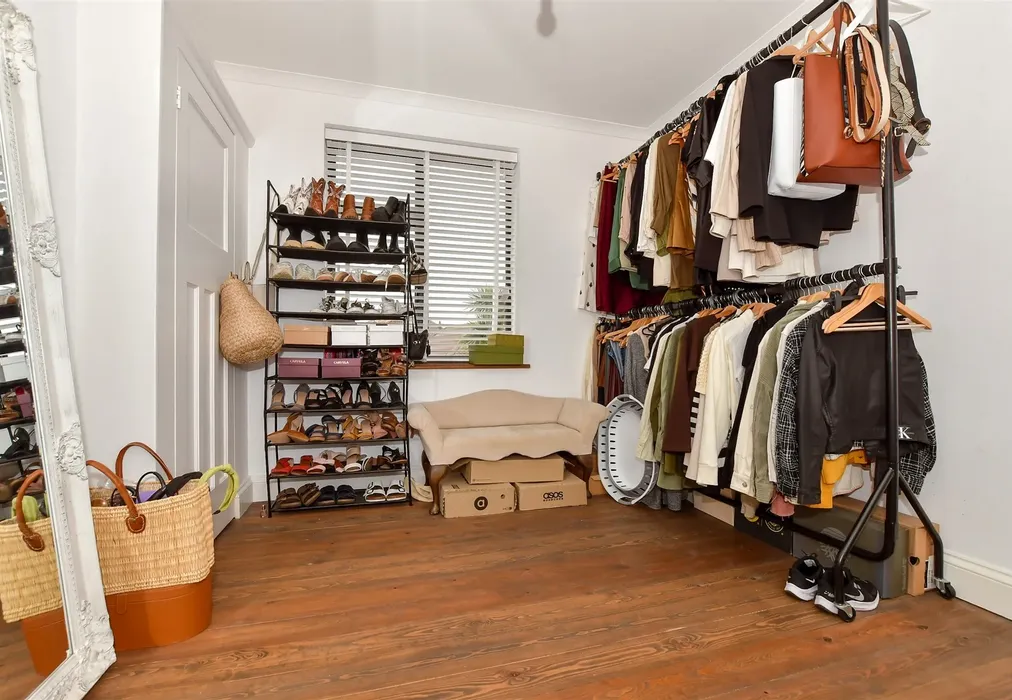 Bedroom 2 - Whitfield Avenue, St. Peters, Broadstairs, Kent - Wards of Kent