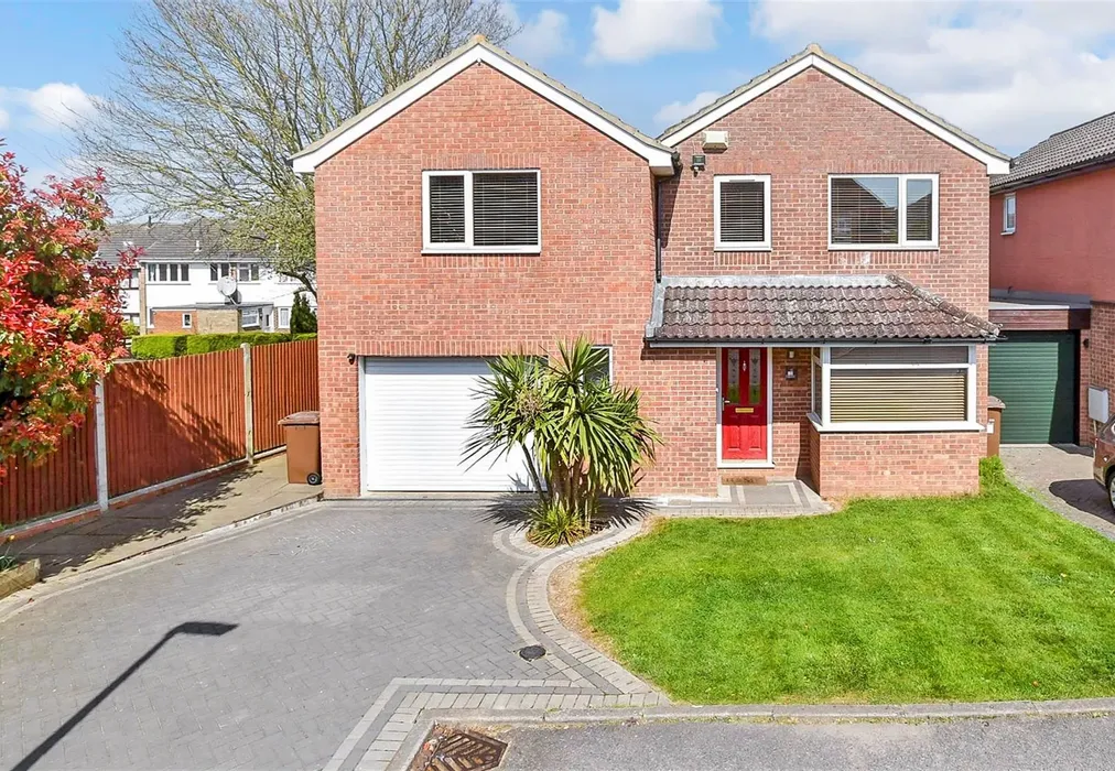 External Web - Estelle Close, Rochester, Kent - Wards of Kent