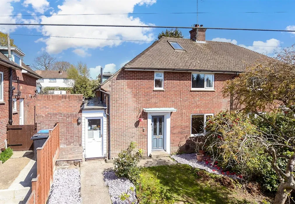 Front Web - Blackwell Farm Road, East Grinstead, West Sussex - Wards of Kent
