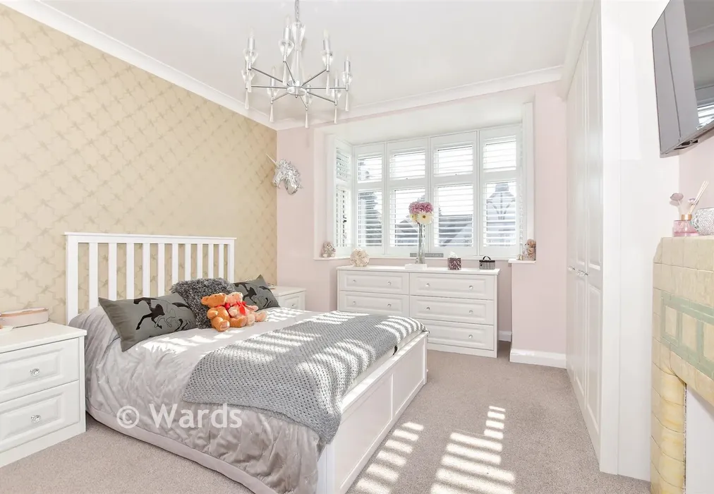 Bedroom 1 - Birling Road, Snodland, Kent - Wards of Kent