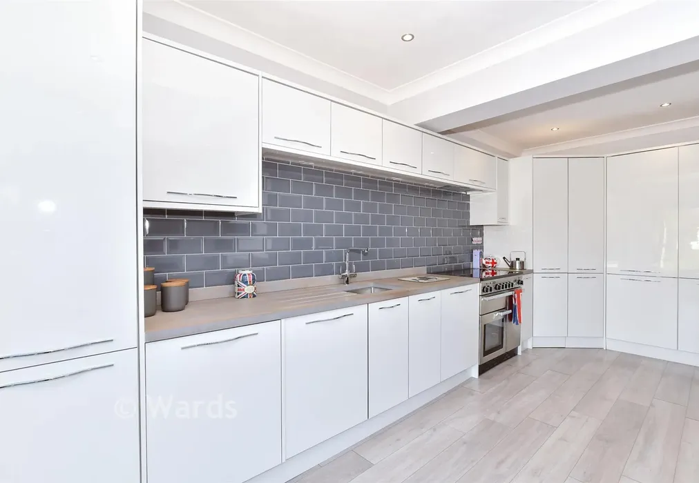 Kitchen/ Breakfast Area - Birling Road, Snodland, Kent - Wards of Kent