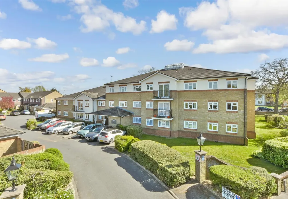 External (Web) - Peregrine Gardens, Shirley, Croydon, Surrey - Wards of Kent