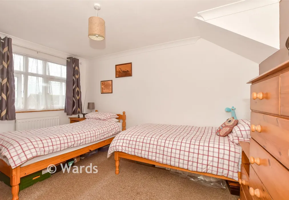 Bedroom 2 - Woodland Road, Herne Bay, Kent - Wards of Kent