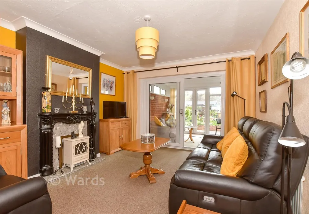 Lounge - Woodland Road, Herne Bay, Kent - Wards of Kent
