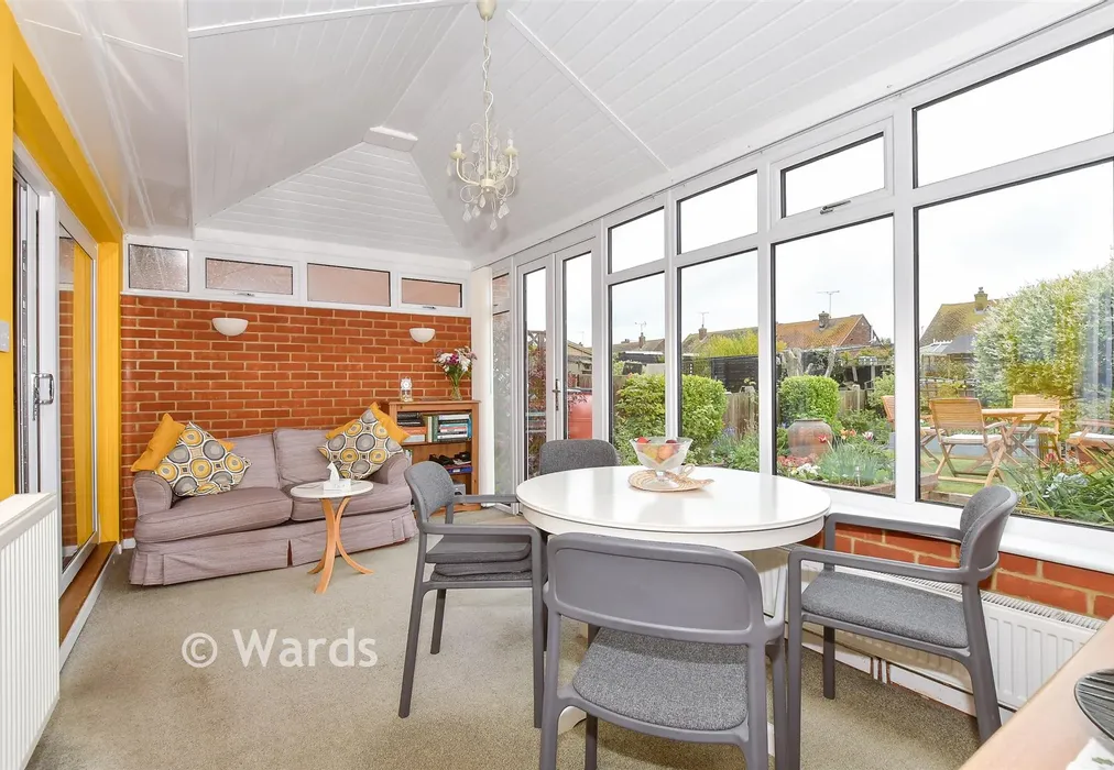 Garden Room - Woodland Road, Herne Bay, Kent - Wards of Kent