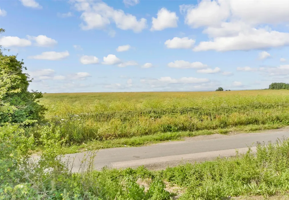Surrounding Area - Blake Gardens, Scocles Road, Minster On Sea, Sheerness, Kent - Wards of Kent
