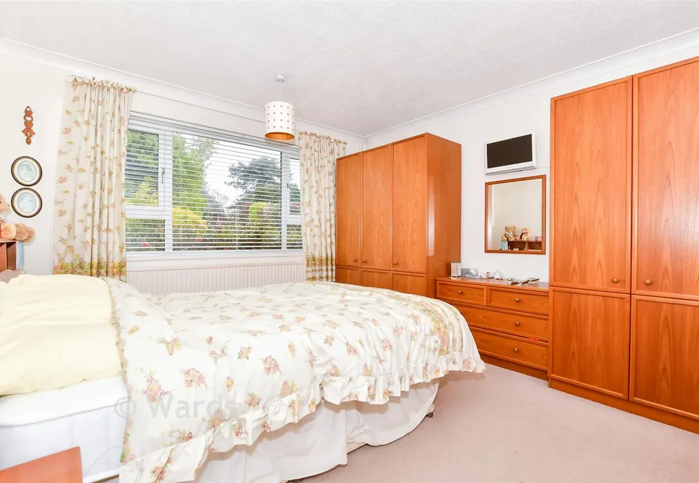 Bedroom 1 - Valley Drive, Loose, Maidstone, Kent - Wards of Kent