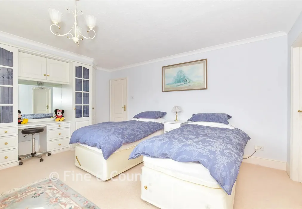 Bedroom 2 - Northclose Road, Bembridge, Isle of Wight - Wards of Kent