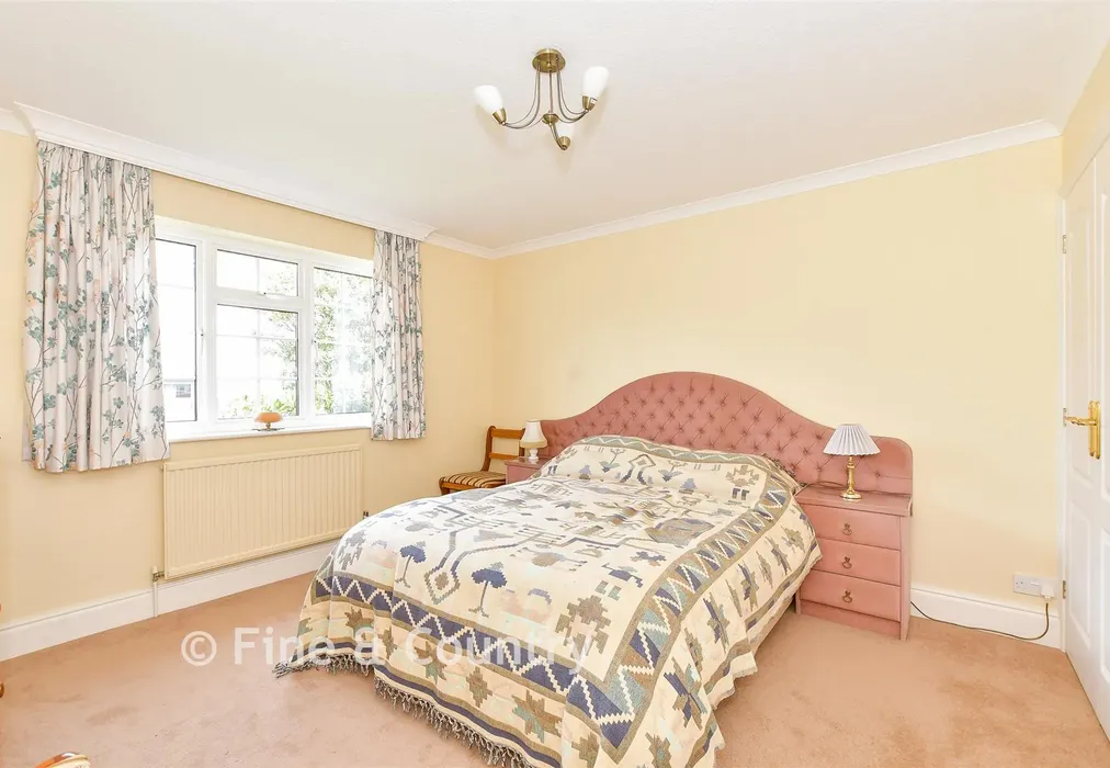 Annex Bedroom - Northclose Road, Bembridge, Isle of Wight - Wards of Kent