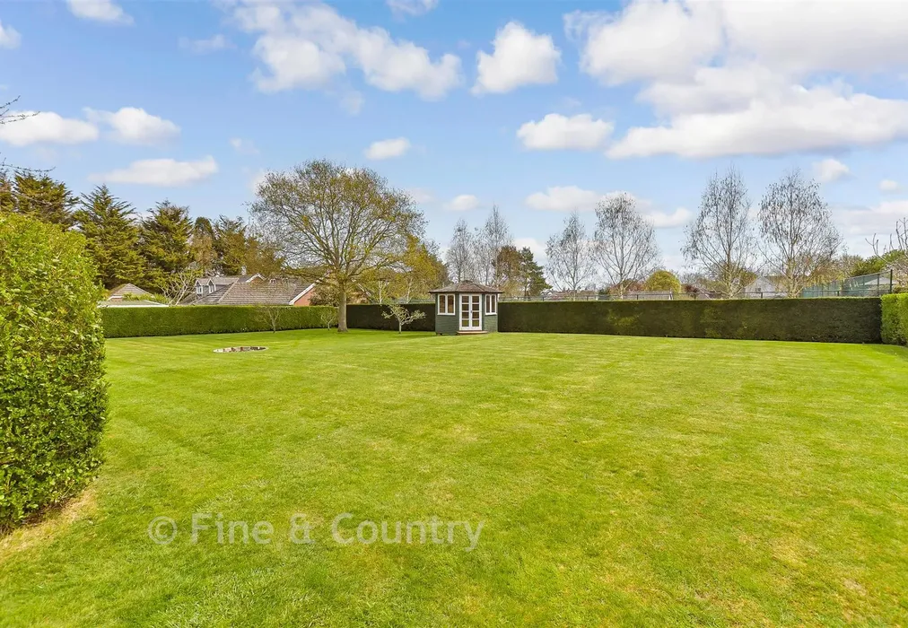Rear Garden - Northclose Road, Bembridge, Isle of Wight - Wards of Kent