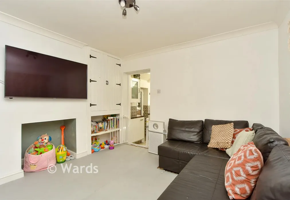 Dining Room - Crown Road, Sittingbourne, Kent - Wards of Kent