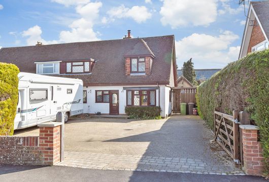 Buckingham Road, Petersfield, Hampshire - Wards of Kent