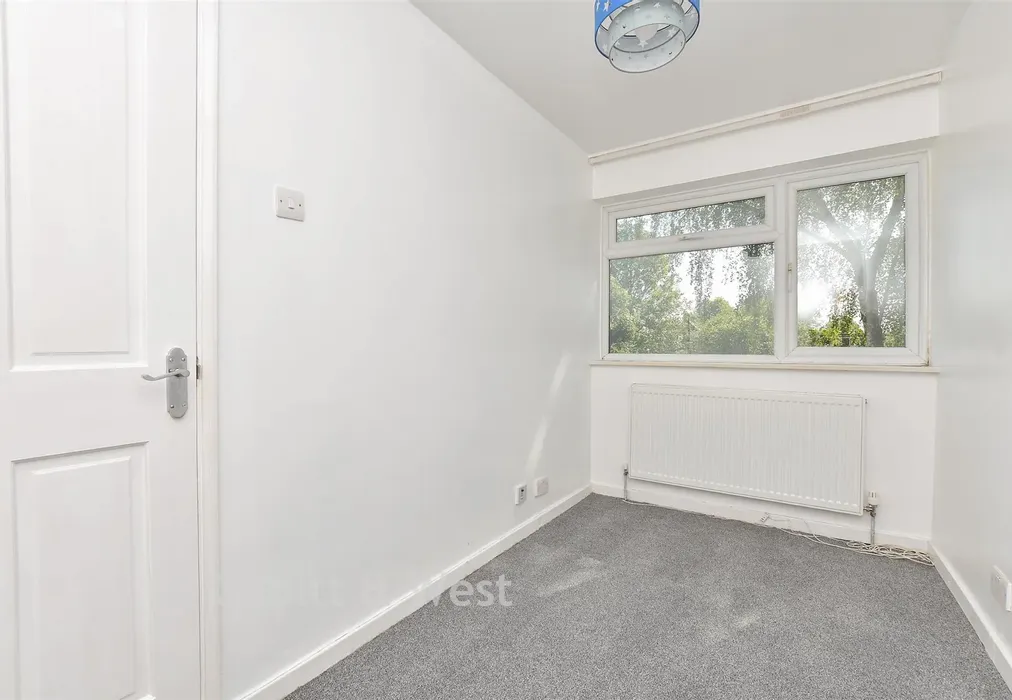 Bedroom 2 - Albion Road, Sutton, Surrey - Wards of Kent