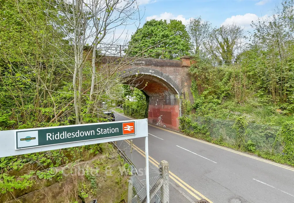 Surrounding Area - Lower Barn Road, Purley, Surrey - Wards of Kent