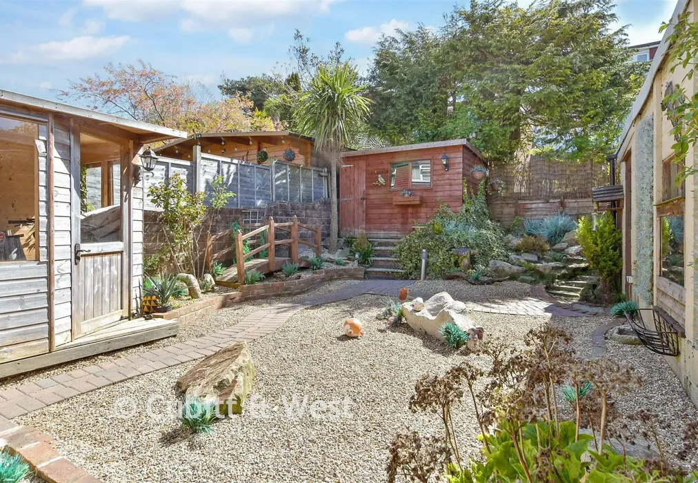 Rear Garden - Mackie Avenue, Patcham, Brighton, East Sussex - Wards of Kent