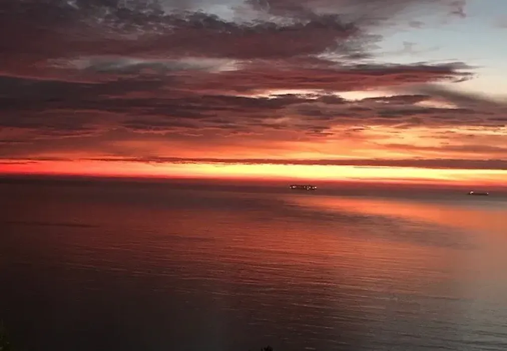 Sunset - Park Road, Shanklin, Isle of Wight - Wards of Kent