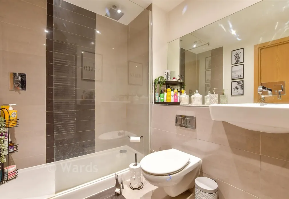 Shower Room - Olympia Way, Whitstable, Kent - Wards of Kent