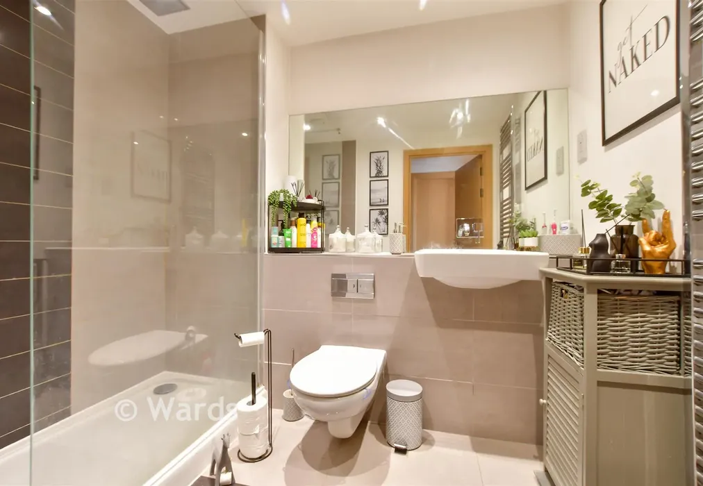 Shower Room - Olympia Way, Whitstable, Kent - Wards of Kent